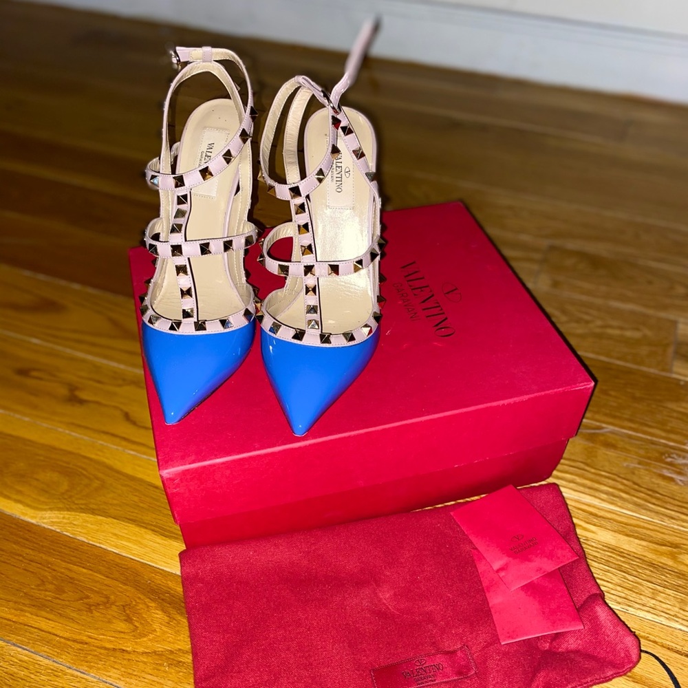 Valentino Garavani - Rockstuds (US Size 9)